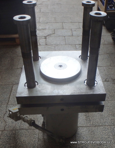 Spodní vyhazovák lisu PYE 160  (14505 (2).JPG)